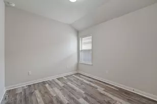 8214 Cottage Rose Dr, Austin, TX 78744 - Photo 18