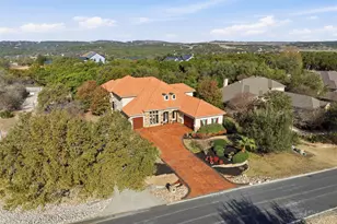 2312 Lakehurst Rd, Spicewood, TX 78669 - Photo 2