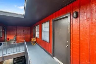 307 E 31st St, Austin, TX 78705 - Photo 20