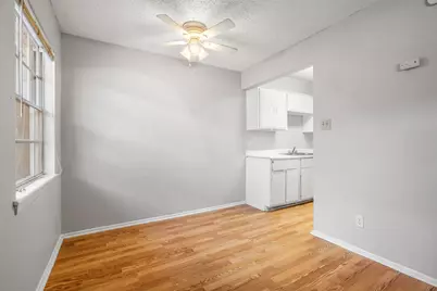 307 E 31 Street #206, Austin, TX 78705 - Photo 2