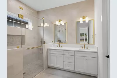18303 Lake Oaks Drive, Jonestown, TX 78645 - Photo 24
