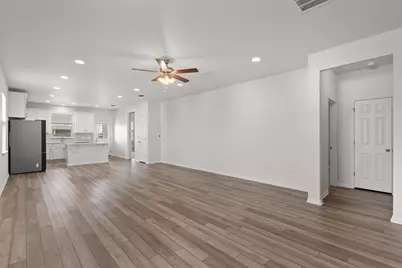 6400 Rafferty Lane, Austin, TX 78747 - Photo 6