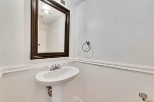 9731 Meadowheath Dr, Austin, TX 78729 - Photo 16