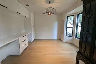 9257 Scenic Bluff Dr, Austin, TX 78733 - Photo 4