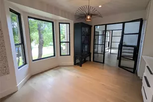9257 Scenic Bluff Dr, Austin, TX 78733 - Photo 6
