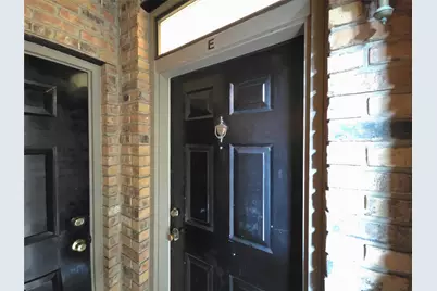 505 W 18th Street #E, Austin, TX 78701 - Photo 2