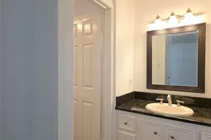 505 W 18th St, Austin, TX 78701 - Photo 12