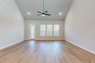 3928 Fulton Dr, Leander, TX 78641 - Photo 6