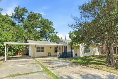 904 Kirk Street, Taylor, TX 76574 - Photo 2
