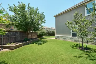 144 Holstein St, Hutto, TX 78634 - Photo 30