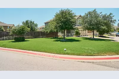 144 Holstein Street, Hutto, TX 78634 - Photo 2
