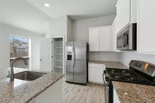 120 Lyndon Dr, San Marcos, TX 78666 - Photo 12