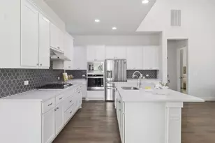 171 Roseheath Ln, Liberty Hill, TX 78642 - Photo 10
