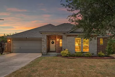 105 Mattingly Street, Hutto, TX 78634 - Photo 2