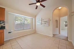 105 Mattingly St, Hutto, TX 78634 - Photo 12