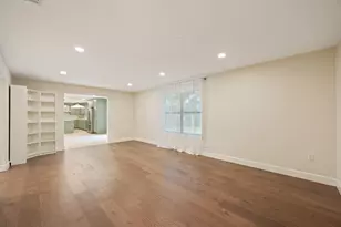 210 Waxwing Dr, Buda, TX 78610 - Photo 16