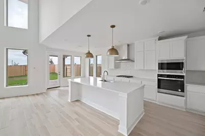 132 Cloverton Crescent, Hutto, TX 78634 - Photo 4