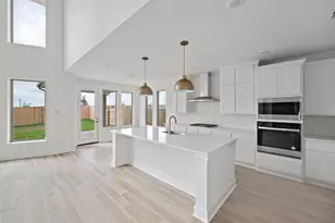 132 Cloverton Cres, Hutto, TX 78634 - Photo 4