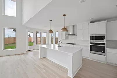 132 Cloverton Crescent, Hutto, TX 78634 - Photo 4