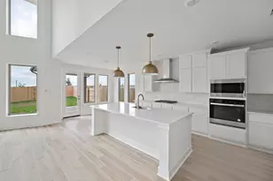 132 Cloverton Cres, Hutto, TX 78634 - Photo 4