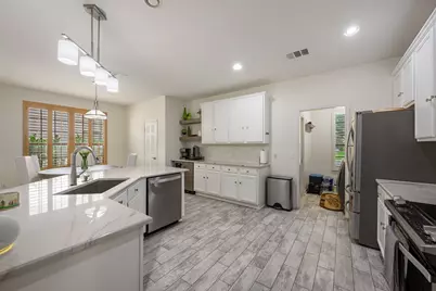 10232 Grizzly Oak Drive, Austin, TX 78748 - Photo 10