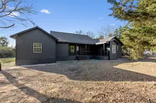 385 Alta Vista Dr, Bastrop, TX 78602 - Photo 32