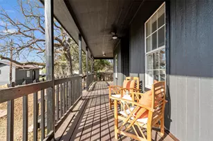 385 Alta Vista Dr, Bastrop, TX 78602 - Photo 6