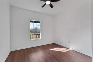 385 Alta Vista Dr, Bastrop, TX 78602 - Photo 22