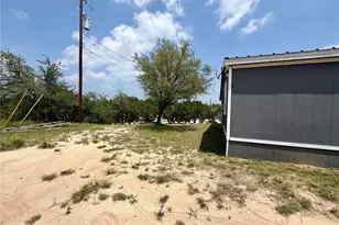 19511 Blanco Dr, Lago Vista, TX 78645 - Photo 22