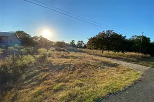 404 Whispering Oaks Loop, Killeen, TX 76549 - Photo 4