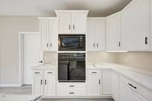 10701 Pinkney Ln, Austin, TX 78739 - Photo 14