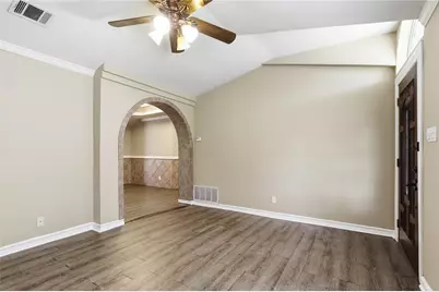 915 Vargas Road, Austin, TX 78741 - Photo 6