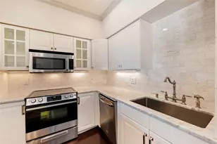 1307 Kinney Ave, Austin, TX 78704 - Photo 18