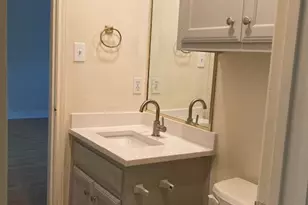 2100 San Gabriel St, Austin, TX 78705 - Photo 8