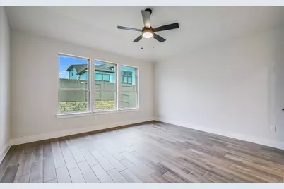 8921 Pallas Cat Drive, Austin, TX 78744 - Photo 6