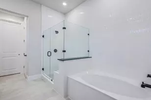 8921 Pallas Cat Dr, Austin, TX 78744 - Photo 12