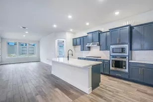 8921 Pallas Cat Dr, Austin, TX 78744 - Photo 4