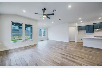8921 Pallas Cat Drive, Austin, TX 78744 - Photo 2