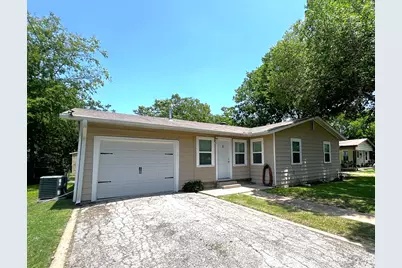 409 Oscar Street, Taylor, TX 76574 - Photo 2