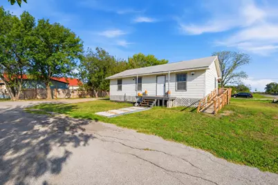 309 E Parsons Street, Manor, TX 78653 - Photo 1