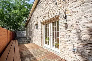 2011 Meadowridge Dr, Austin, TX 78704 - Photo 20