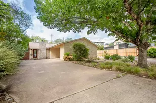 2011 Meadowridge Dr, Austin, TX 78704 - Photo 4