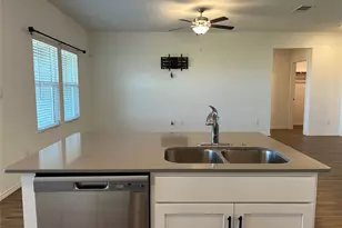 118 Isaac Millsaps Trl, Bastrop, TX 78602 - Photo 16