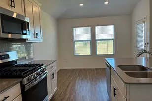 118 Isaac Millsaps Trl, Bastrop, TX 78602 - Photo 4