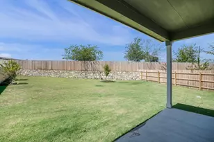 15200 Spruce Frost Cv, Del Valle, TX 78617 - Photo 18