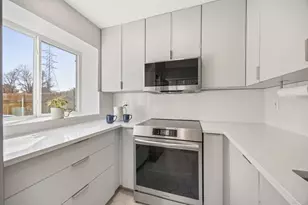 11901 E Swearingen Dr, Austin, TX 78758 - Photo 6