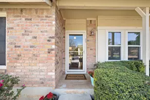 11901 E Swearingen Dr, Austin, TX 78758 - Photo 32