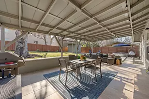 827 Sussex Dr, Austin, TX 78745 - Photo 18