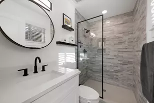 827 Sussex Dr, Austin, TX 78745 - Photo 12