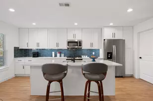 827 Sussex Dr, Austin, TX 78745 - Photo 4